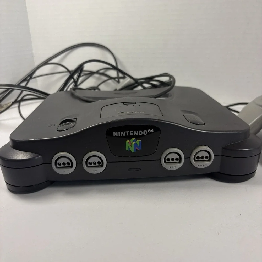 Nintendo 64 Gray Console NUS-001(USA) w/ OEM Controller - TESTED -